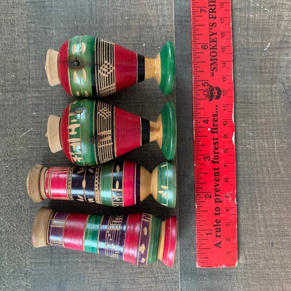 Vintage~1980s Mexican Wooden Salt & Pepper Shakers Folk Art Painted Set of‎ 4
